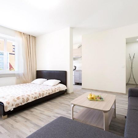 Sunny Apartment Near Bus Station Tallinn Buitenkant foto